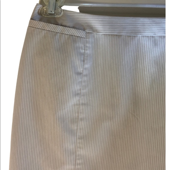 Women’s Cream/ Beige Pencil Skirt - Picture 4 of 6